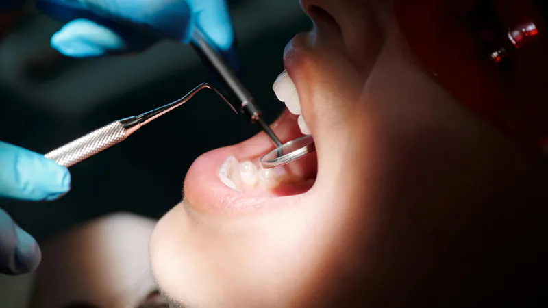 unique-smile-dentisteria-02 dentisteria